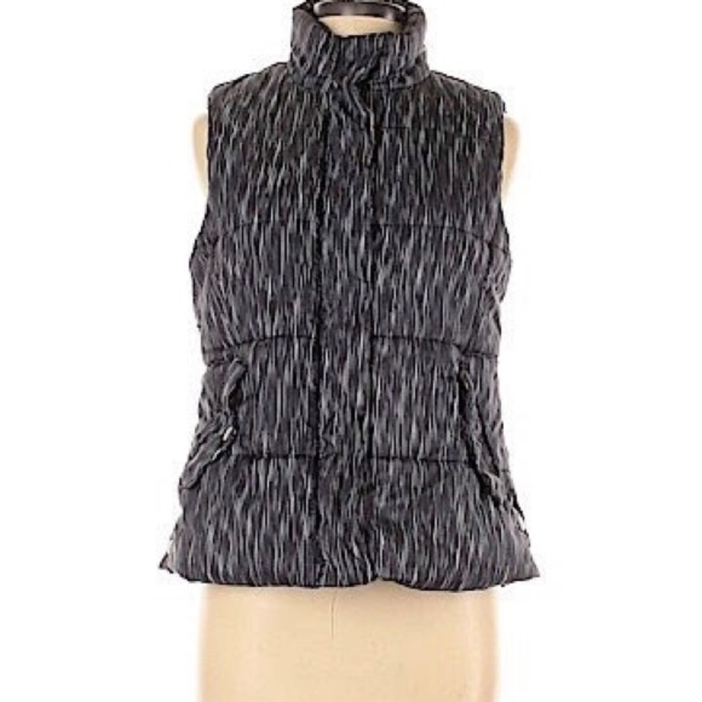 Sleeveless down vest